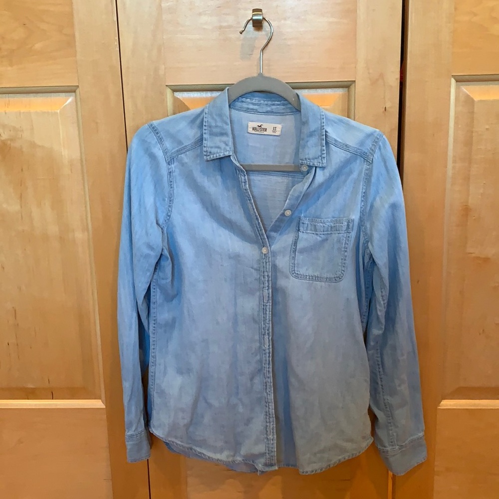 Hollister Denim Button Down Size XS